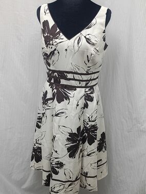 Positive Attitude Brown and Ivory Floral V-Neck Midi Dress 8